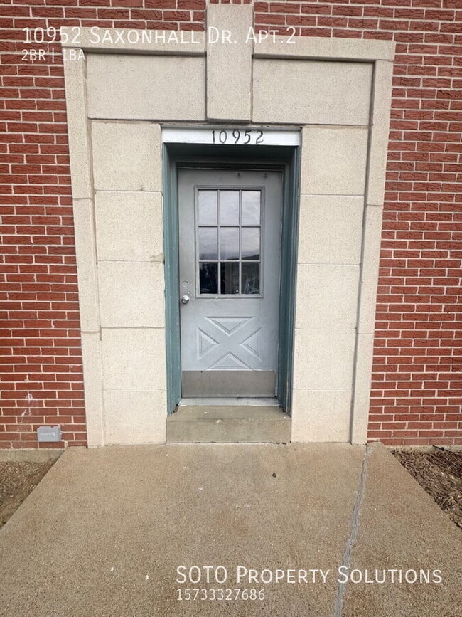 Building Photo - 10952 Saxonhall Dr