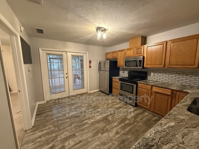 Building Photo - 261 Carterwood Dr