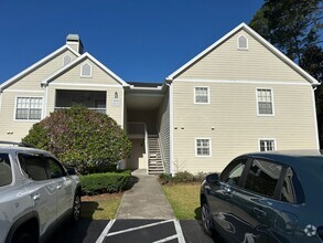 Building Photo - Gated Community with Pool & Fitness Center