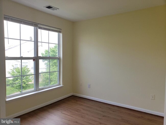 Building Photo - 18022 Royal Bonnet Cir