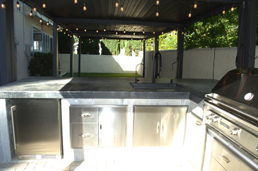 Building Photo - 22234 Miston Dr