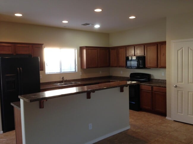 Building Photo - 1725 W Corriente Dr