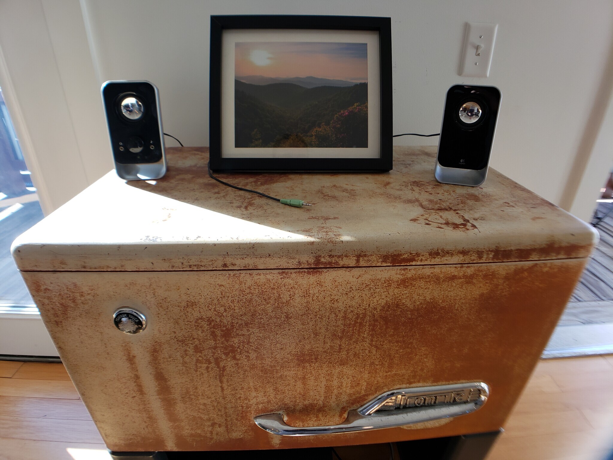 Building Photo - 915 Haywood Rd