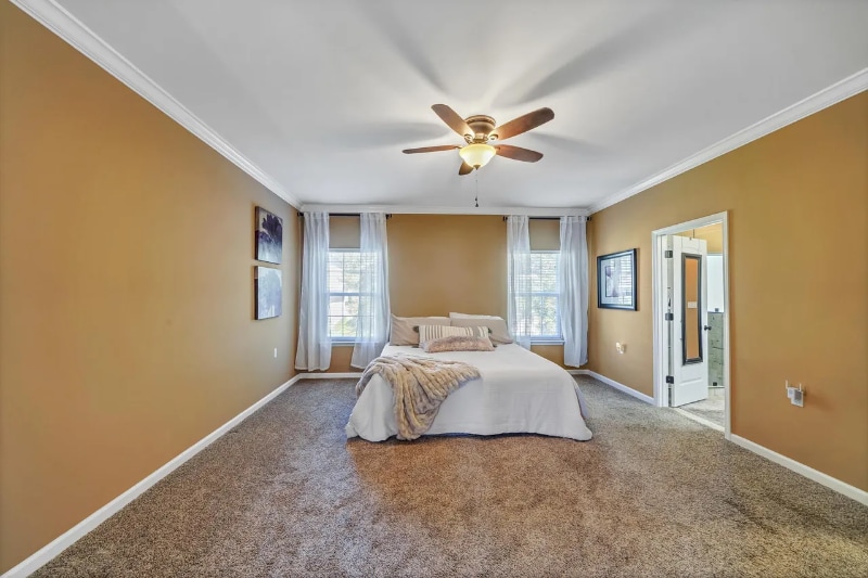 Building Photo - 122 Big Oaks Ln