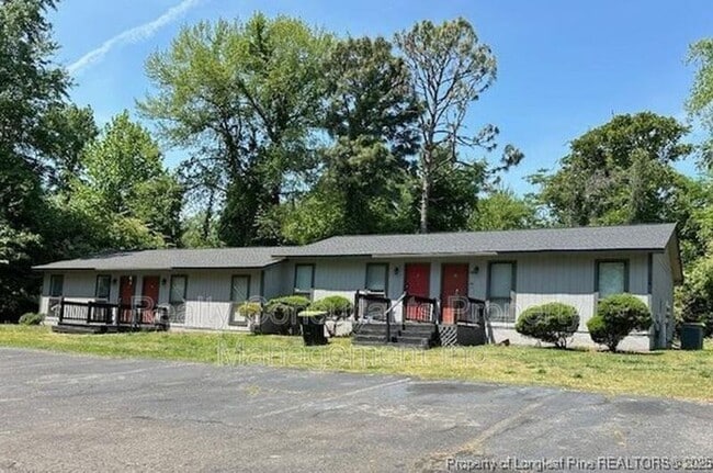 Building Photo - 204 Bull Run St