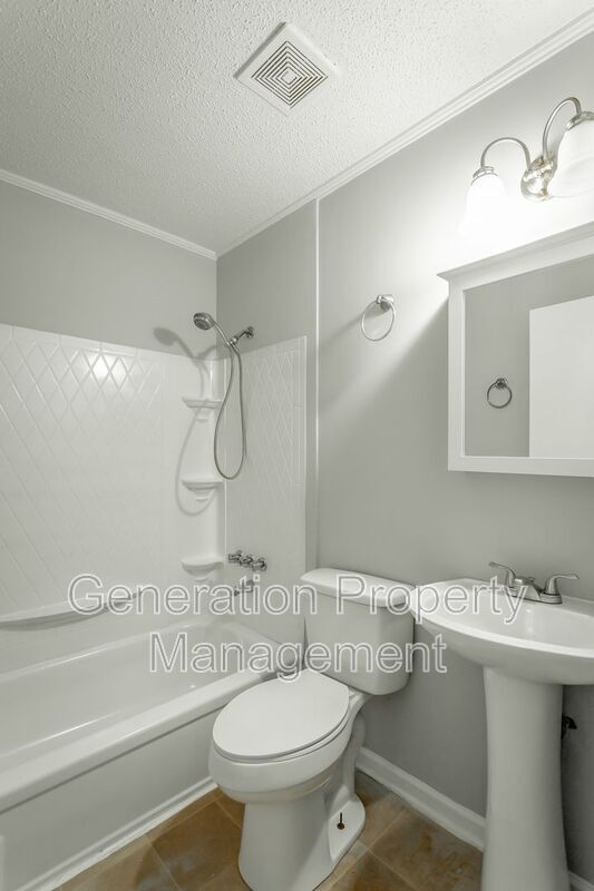 Building Photo - 1534 N Joiner Rd