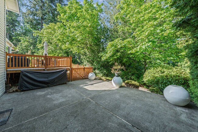 Building Photo - 15932 SE 166th Pl