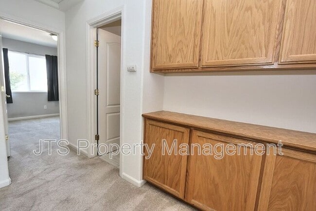 Building Photo - 3232 Balada Way