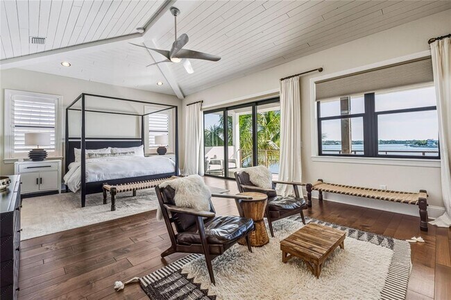 Building Photo - 459 20th Ave