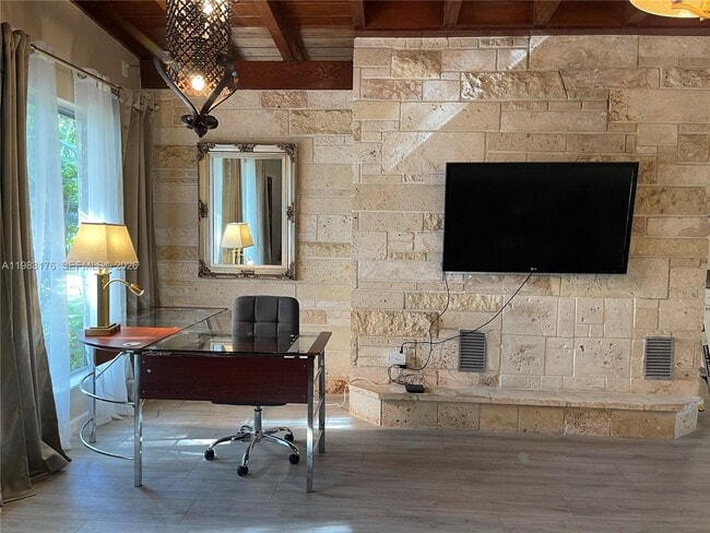 Building Photo - 14155 Old Cutler Rd