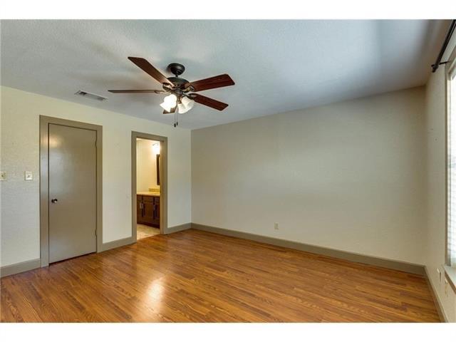 Building Photo - 2921 Clover Ln