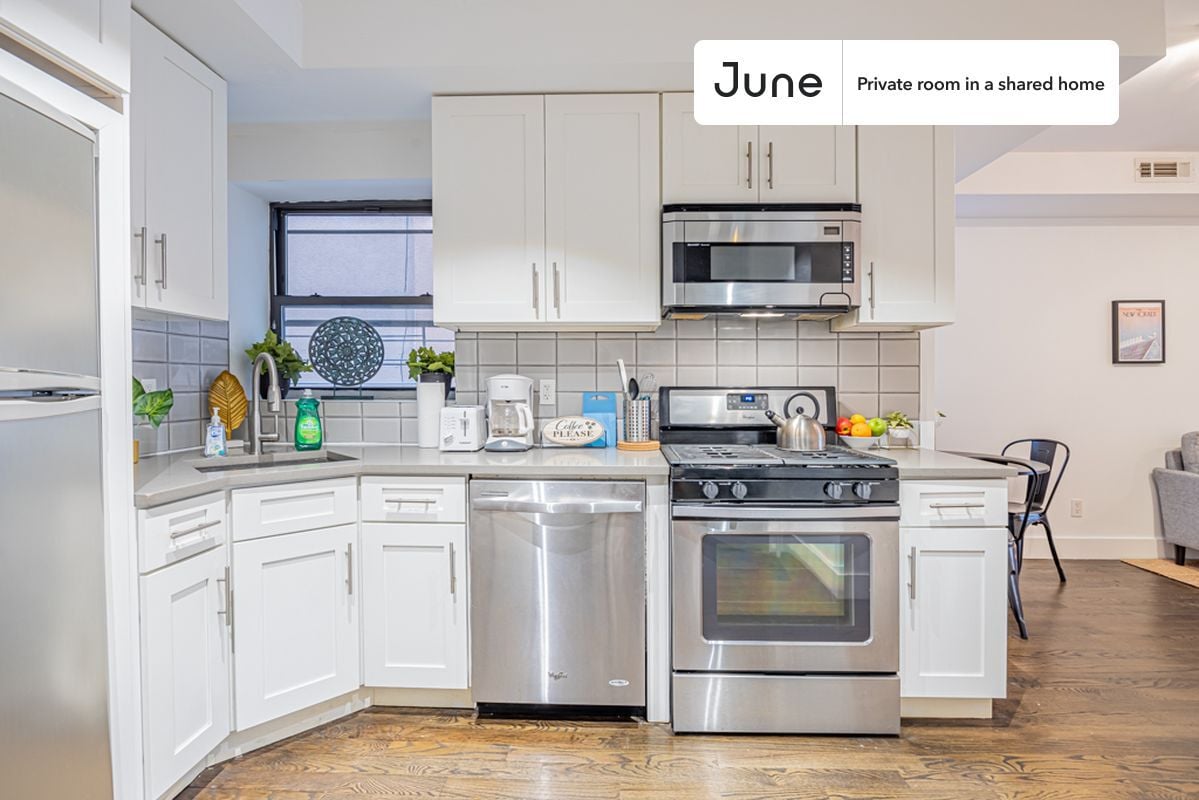 Building Photo - Room in Shared 2.0 bed/1 bath home