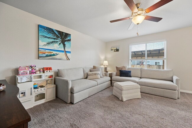 Building Photo - 6437 Vedder Dr