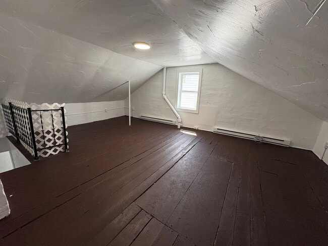 Building Photo - Newly Renovated Three-Bedroom, One Bathroom Row Home