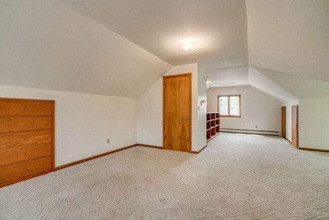 Building Photo - 821 N 15th St