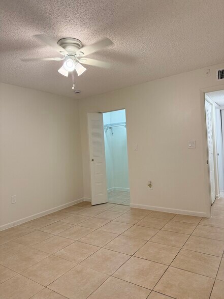 Building Photo - 8261 SW 128th St