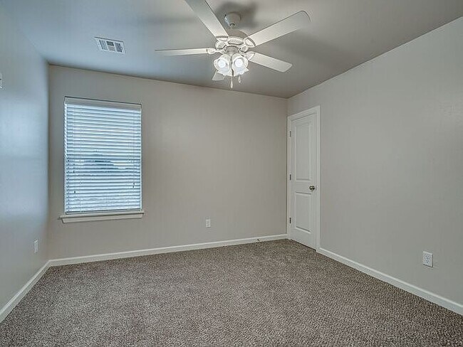 Building Photo - 12002 Rhya Ln