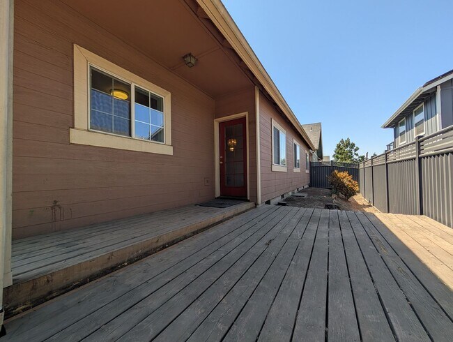 Building Photo - 2752 Chad Dr
