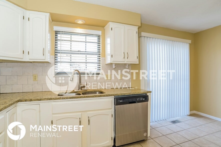 Building Photo - 1126 E Elizabeth St