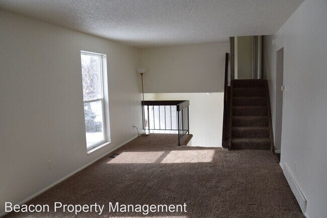 Building Photo - 3 br, 2 bath House - 7538 S. Holland Ct.