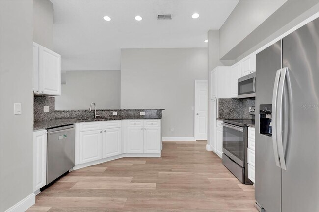 Building Photo - 3856 Becontree Pl