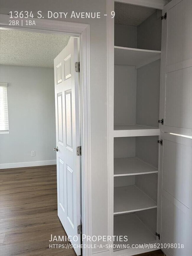 Building Photo - 13634 S Doty Ave