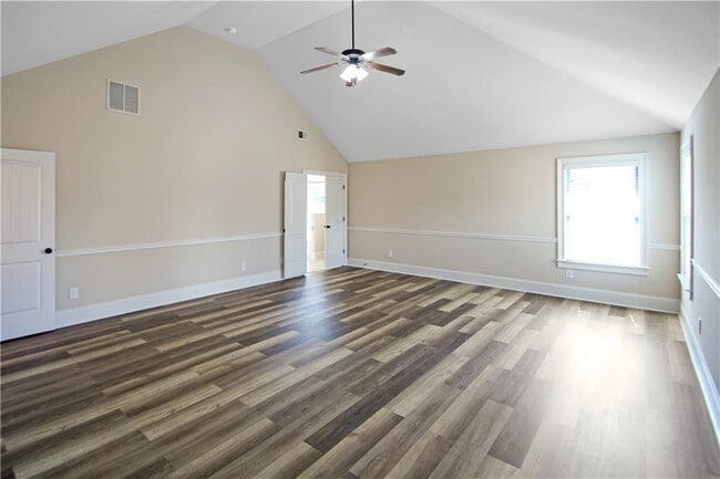 Building Photo - 1307 Clarecastle Ln