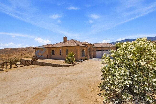 Building Photo - 59512 Ave La Cumbre