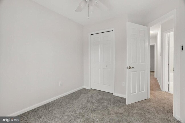 Building Photo - 8772 Manahan Dr