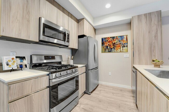 Primary Photo - The Blvd Lofts