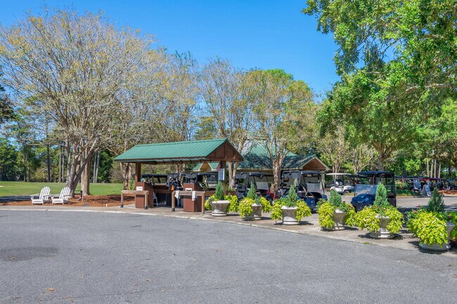 Building Photo - 2469 Bungalo Ln