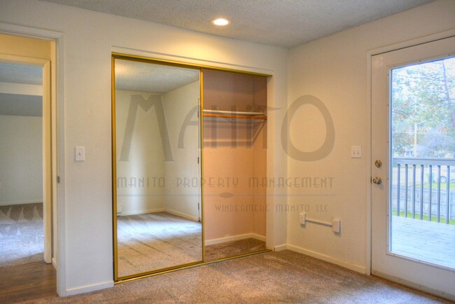 Building Photo - 3624/3626 S Mount Vernon Street Duplex (Lo...