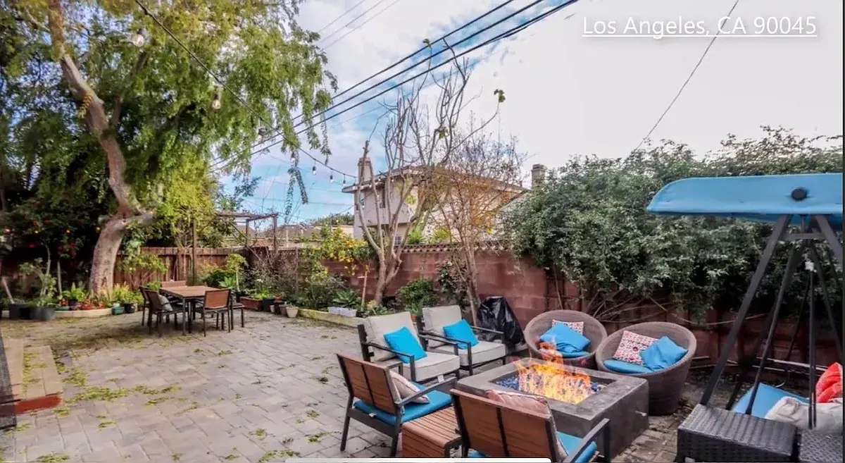 Building Photo - 5442 W 76th St