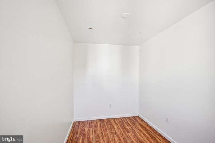Building Photo - 2324 S Mildred St