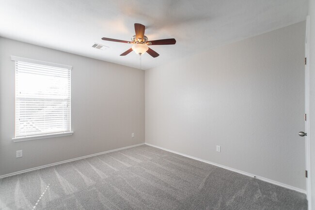Building Photo - 7247 Basque Country Dr