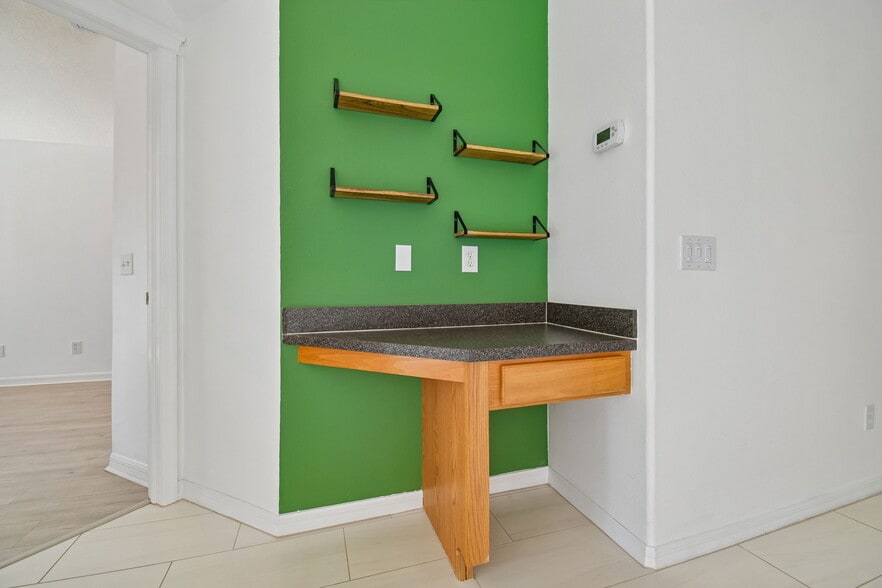 Building Photo - 7527 Oxford Garden Cir