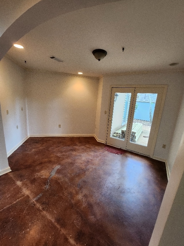 Building Photo - 542 S Deerfield Dr