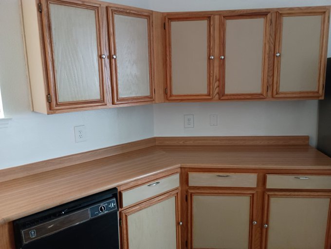 Building Photo - 9627 Dugas Dr