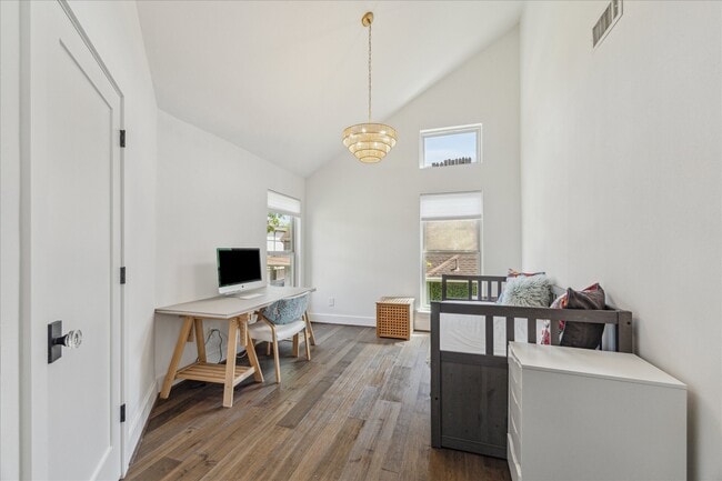 Building Photo - 7703 Bobbitt Ln