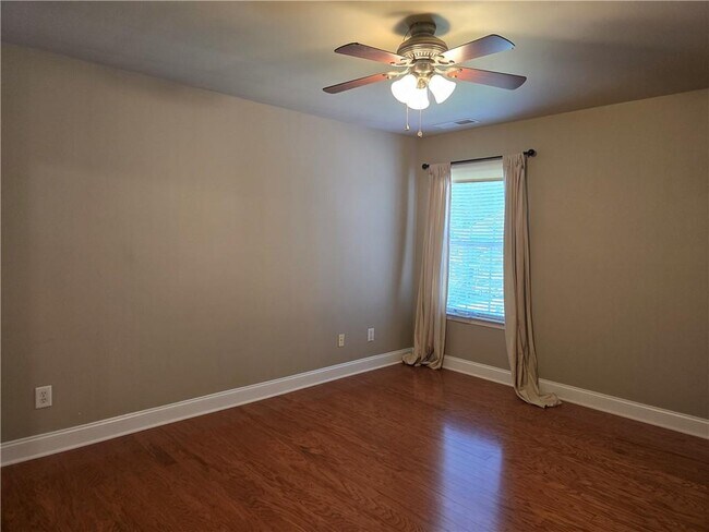 Building Photo - 3462 Blanding Ct