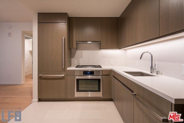 Building Photo - 889 Francisco St