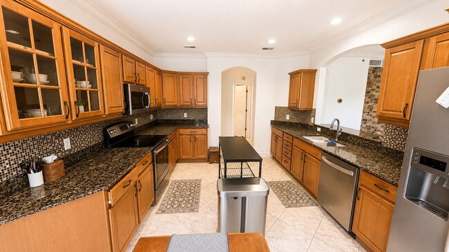 Building Photo - 6552 Moorings Point Cir