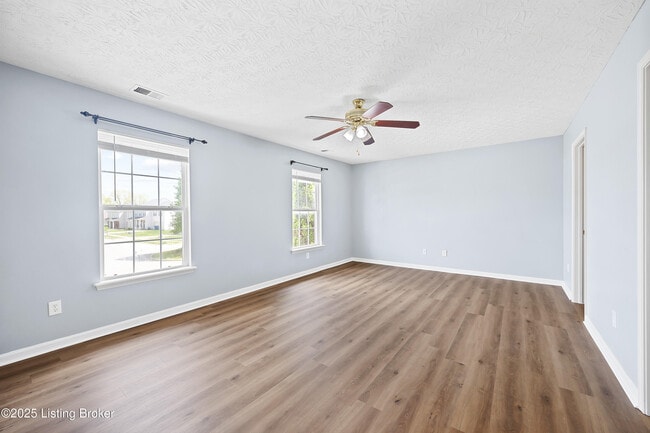 Building Photo - 6606 Timberbend Dr