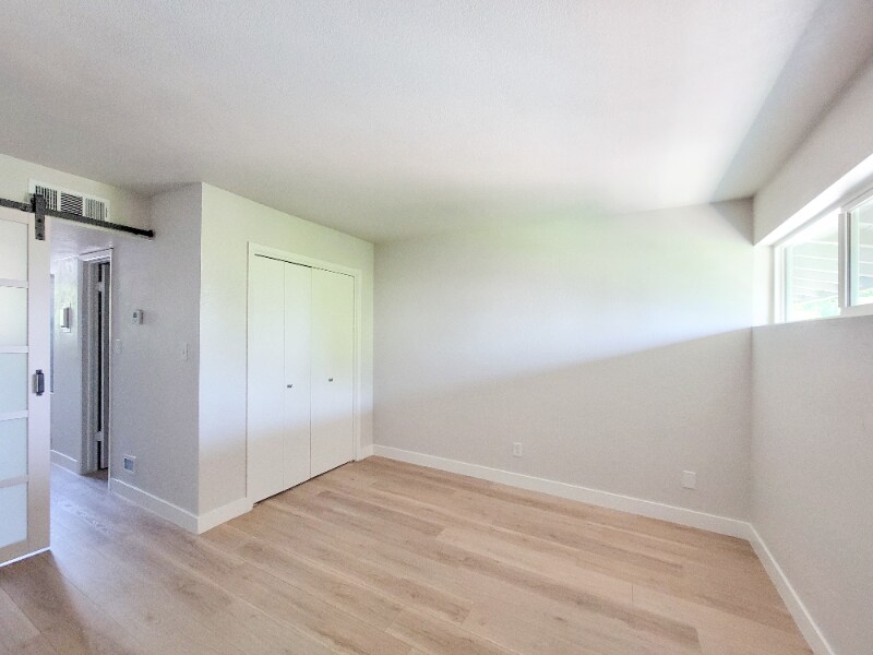 Building Photo - 7141 N 16th St