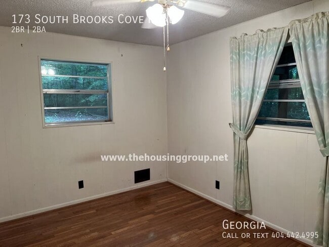 Building Photo - 173 S Brooks Cove Rd