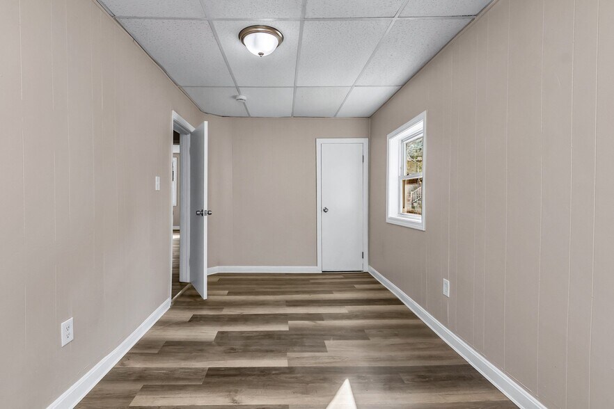 Building Photo - 153 Union St