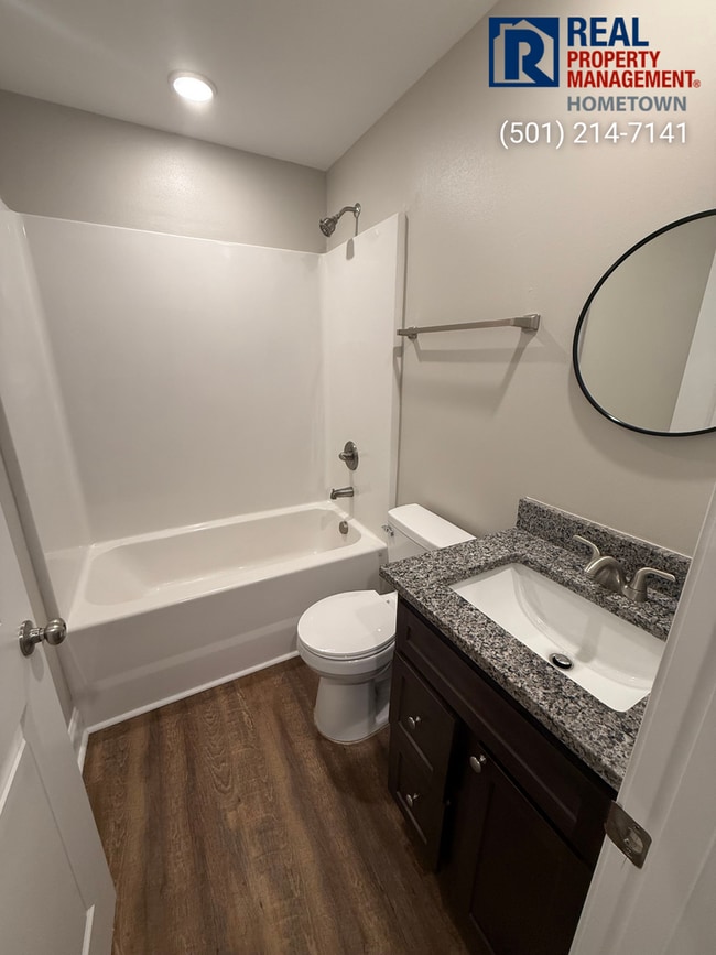 Building Photo - 875 Jane Dr