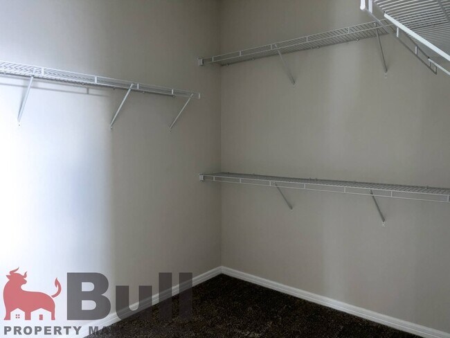 Building Photo - 6536 Barnstorm Wy