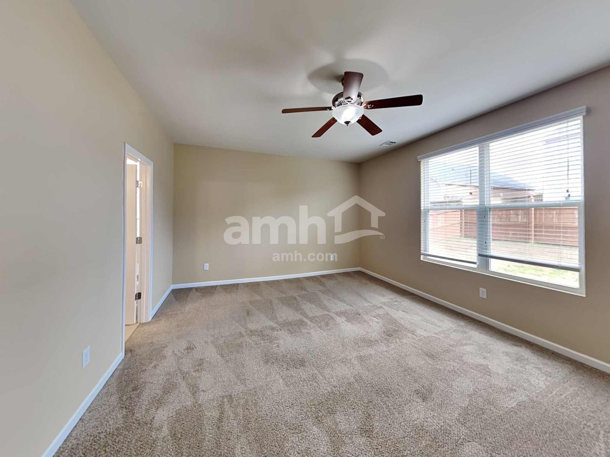 Building Photo - 207 S Dunnwood Ln