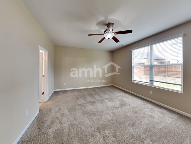 Building Photo - 207 S Dunnwood Ln